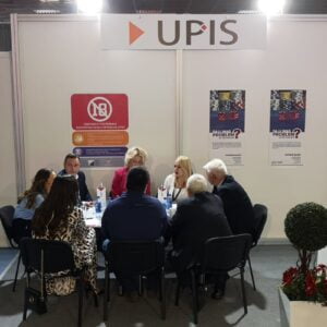 DRUŠTVENA ODGOVORNOST: UPIS I DALJE LIDER U REGIONU IMG a86a04aa670b5403dd4f1f081ab2b488 V